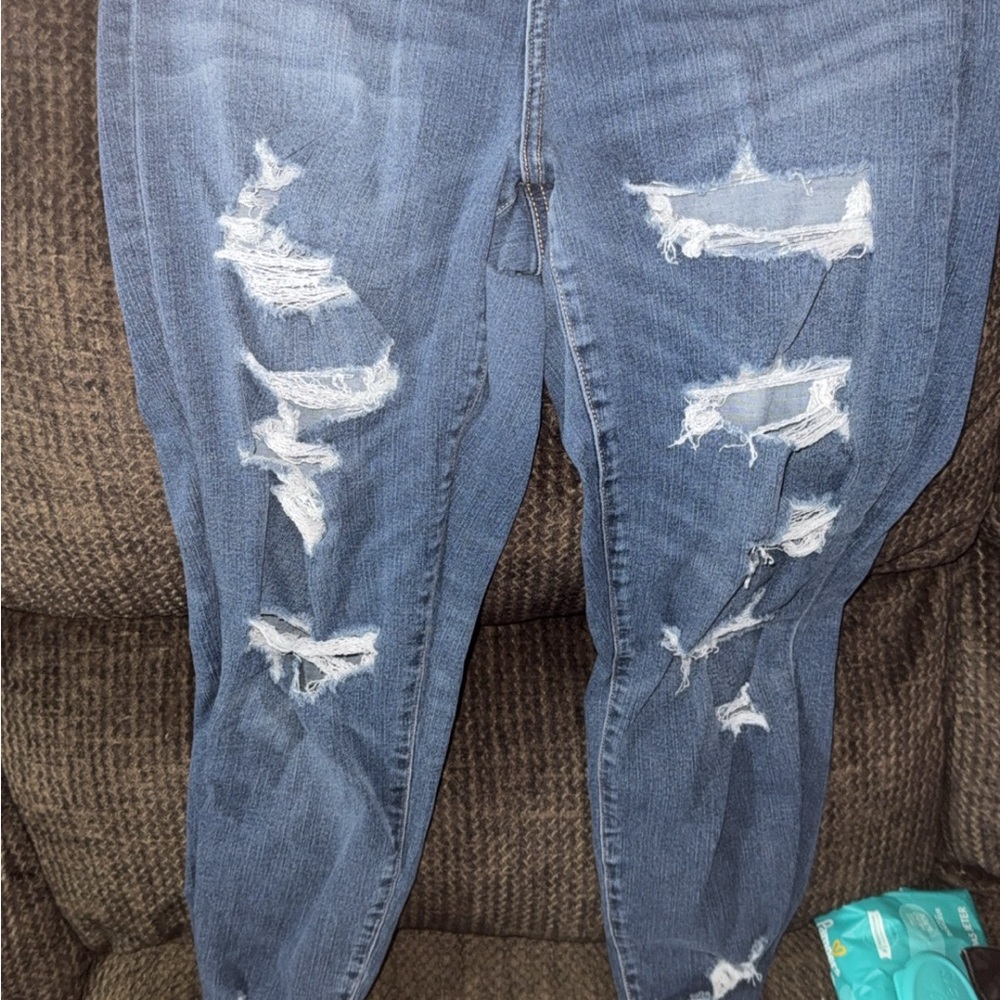 American Eagle Outfitters High Rise Blue Jeans